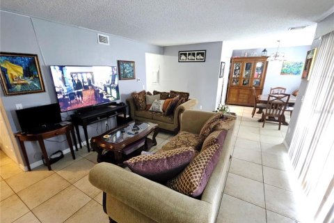 Condominio en venta en Orlando, Florida, 2 dormitorios, 108.23 m2 № 2220035 - foto 17