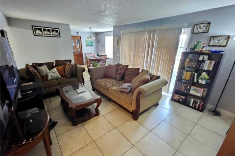 Condominio en venta en Orlando, Florida, 2 dormitorios, 108.23 m2 № 2220035 - foto 10