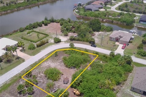 Terreno en Port Charlotte, Florida № 2227202