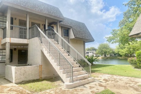 Condominio en venta en Sunrise, Florida, 2 dormitorios, 85.93 m2 № 1926522 - foto 5