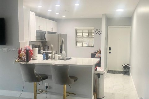 Condominio en venta en Sunrise, Florida, 2 dormitorios, 85.93 m2 № 1926522 - foto 7