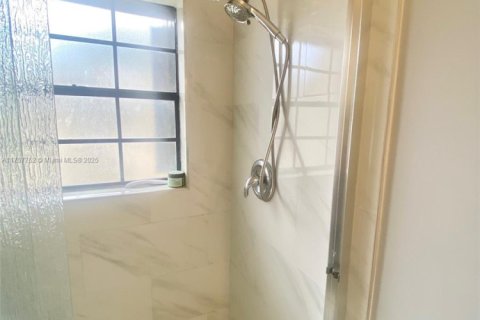 Condominio en venta en Sunrise, Florida, 2 dormitorios, 85.93 m2 № 1926522 - foto 27