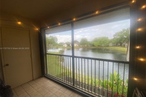 Condominio en venta en Sunrise, Florida, 2 dormitorios, 85.93 m2 № 1926522 - foto 6