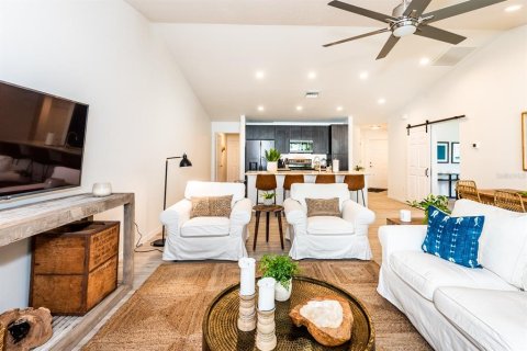 Casa en alquiler en Punta Gorda, Florida, 3 dormitorios, 127.93 m2 № 1295833 - foto 7