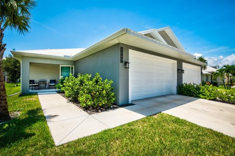 Casa en alquiler en Punta Gorda, Florida, 3 dormitorios, 127.93 m2 № 1295833 - foto 1