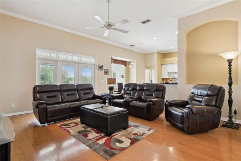Casa en venta en Orlando, Florida, 4 dormitorios, 220.27 m2 № 2425275 - foto 11