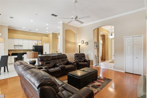 Casa en venta en Orlando, Florida, 4 dormitorios, 220.27 m2 № 2425275 - foto 10