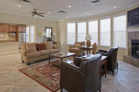Villa ou maison à louer à Gainesville, Floride: 4 chambres, 214.23 m2 № 2123477 - photo 16