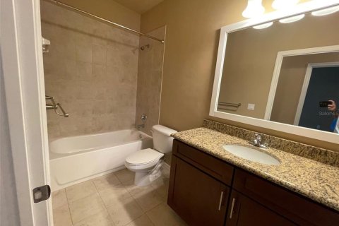 Villa ou maison à louer à Gainesville, Floride: 4 chambres, 214.23 m2 № 2123477 - photo 6
