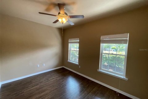 Villa ou maison à louer à Gainesville, Floride: 4 chambres, 214.23 m2 № 2123477 - photo 14