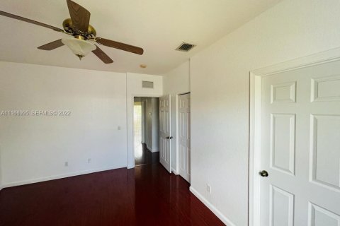 Touwnhouse à louer à North Lauderdale, Floride: 3 chambres, 142.42 m2 № 2265575 - photo 15