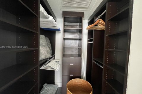 Купить кондоминиум в Майами-Бич, Флорида 1 спальня, 67.54м2, № 1997346 - фото 7