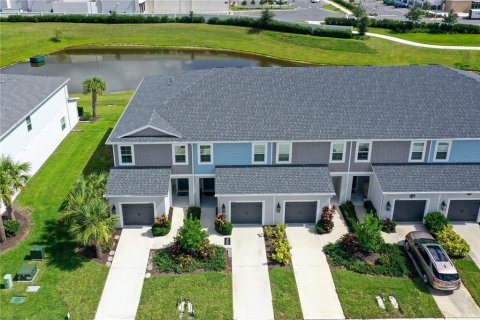 Townhouse in Parrish, Florida 3 bedrooms, 169.27 sq.m. № 1875774 - photo 7