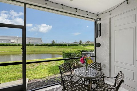 Townhouse in Parrish, Florida 3 bedrooms, 169.27 sq.m. № 1875774 - photo 29