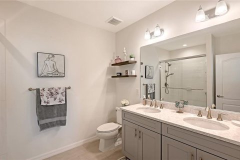 Townhouse in Parrish, Florida 3 bedrooms, 169.27 sq.m. № 1875774 - photo 22