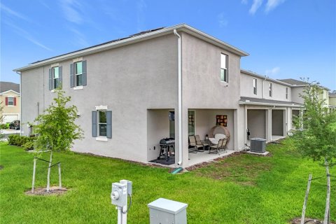 Townhouse in Howey-in-the-Hills, Florida 3 bedrooms, 162.39 sq.m. № 1689814 - photo 4