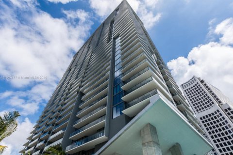 Condominio en venta en Miami, Florida, 3 dormitorios, 154.22 m2 № 2012673 - foto 2