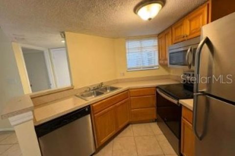Copropriété à louer à Orlando, Floride: 3 chambres, 107.58 m2 № 2419020 - photo 9