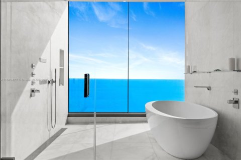 Снять в аренду кондоминиум в Санни-Айлс-Бич, Флорида 6 спален, 710.89м2, № 1939423 - фото 19