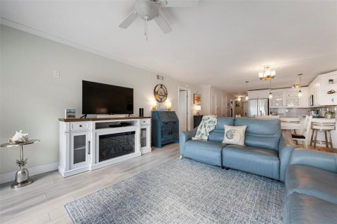 Купить кондоминиум в Холмс-Бич, Флорида 7 комнат, 148.18м2, № 1911514 - фото 10