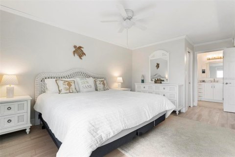 Купить кондоминиум в Холмс-Бич, Флорида 7 комнат, 148.18м2, № 1911514 - фото 17