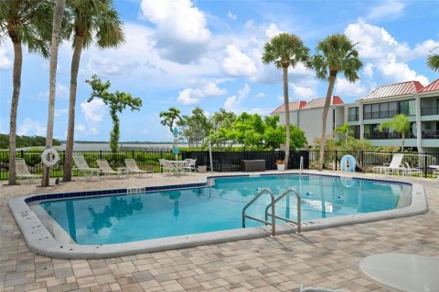 Купить кондоминиум в Холмс-Бич, Флорида 7 комнат, 148.18м2, № 1911514 - фото 24