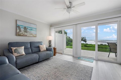 Купить кондоминиум в Холмс-Бич, Флорида 7 комнат, 148.18м2, № 1911514 - фото 6