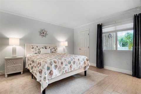 Купить кондоминиум в Холмс-Бич, Флорида 7 комнат, 148.18м2, № 1911514 - фото 20