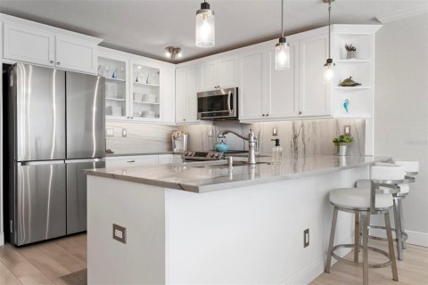 Купить кондоминиум в Холмс-Бич, Флорида 7 комнат, 148.18м2, № 1911514 - фото 12