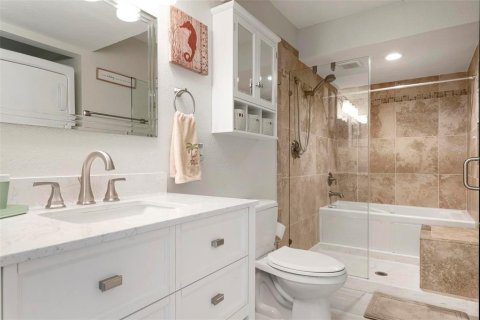 Купить кондоминиум в Холмс-Бич, Флорида 7 комнат, 148.18м2, № 1911514 - фото 15