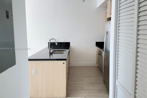 Copropriété à vendre à Miami, Floride: 1 chambre, 64.38 m2 № 2193734 - photo 17