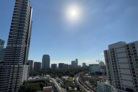 Copropriété à vendre à Miami, Floride: 1 chambre, 64.38 m2 № 2193734 - photo 2