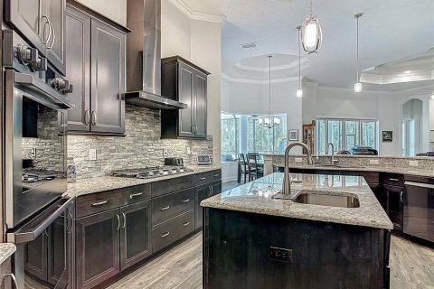 House in New Smyrna Beach, Florida 4 bedrooms, 325.62 sq.m. № 1846847 - photo 9