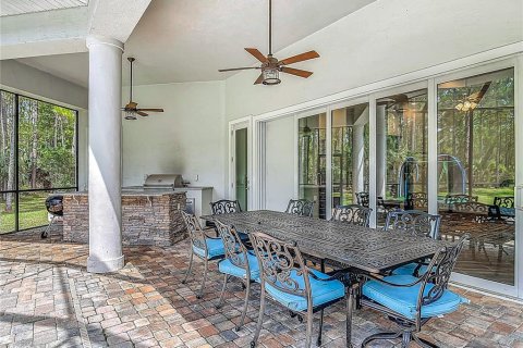 House in New Smyrna Beach, Florida 4 bedrooms, 325.62 sq.m. № 1846847 - photo 23