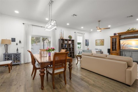 Villa ou maison à vendre à Clearwater, Floride: 3 chambres, 207.54 m2 № 2129296 - photo 13