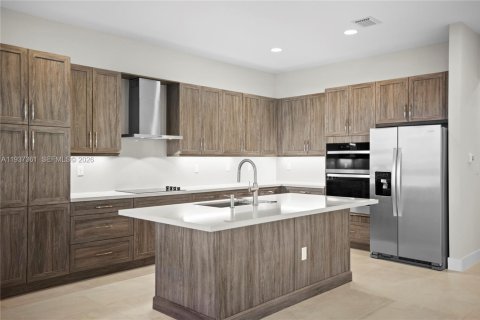 Купить виллу или дом в Аве Мария, Флорида 4 спальни, 370.22м2, № 1995370 - фото 10