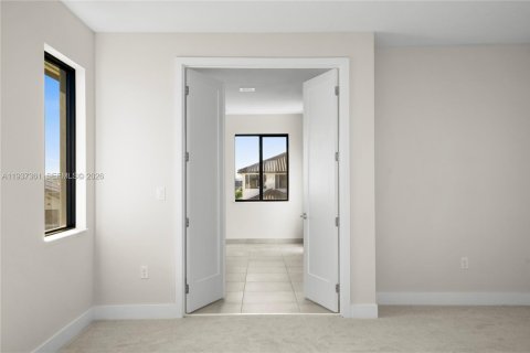 Купить виллу или дом в Аве Мария, Флорида 4 спальни, 370.22м2, № 1995370 - фото 29