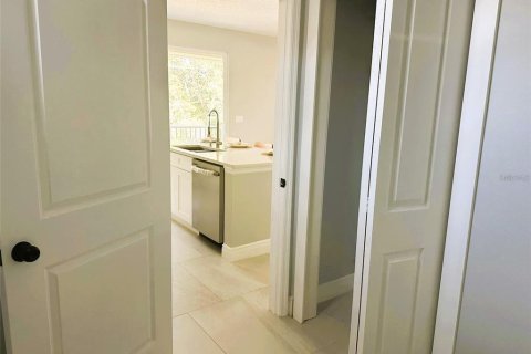 Villa ou maison à louer à Haines City, Floride: 4 chambres, 262.36 m2 № 2424374 - photo 14