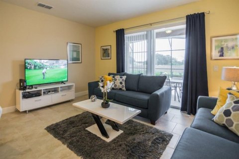 House in Davenport, Florida 5 bedrooms, 252.97 sq.m. № 2379436 - photo 5