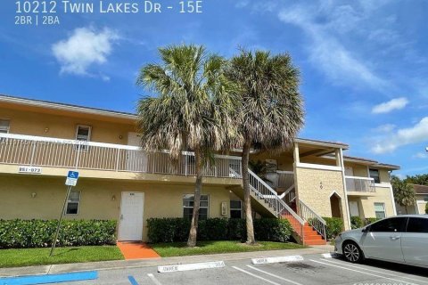 Condo in Coral Springs, Florida, 2 bedrooms  № 2040516 - photo 17