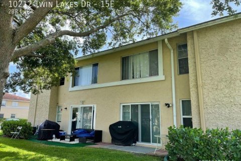 Condo in Coral Springs, Florida, 2 bedrooms  № 2040516 - photo 13