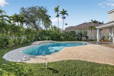 Casa en venta en Weston, Florida, 5 dormitorios, 259.94 m2 № 2260000 - foto 5