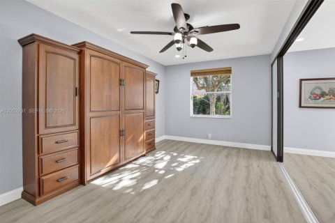 Casa en venta en Weston, Florida, 5 dormitorios, 259.94 m2 № 2260000 - foto 18