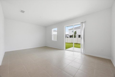Townhouse in Kissimmee, Florida 3 bedrooms, 170.38 sq.m. № 2087161 - photo 12