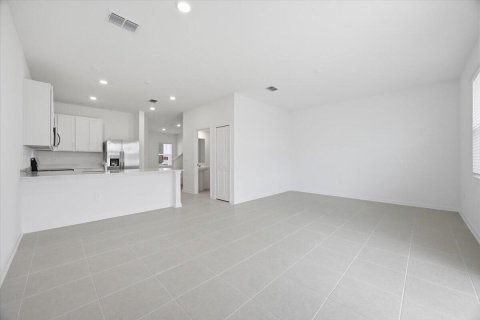 Townhouse in Kissimmee, Florida 3 bedrooms, 170.38 sq.m. № 2087161 - photo 13