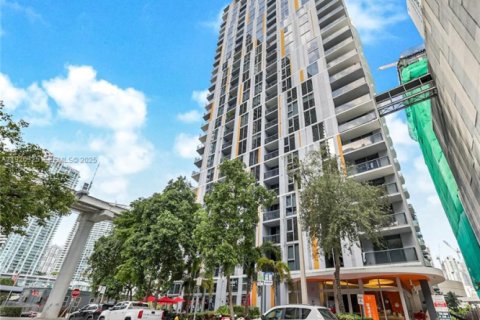 Купить кондоминиум в Майами, Флорида 1 спальня, 65.96м2, № 1986372 - фото 15