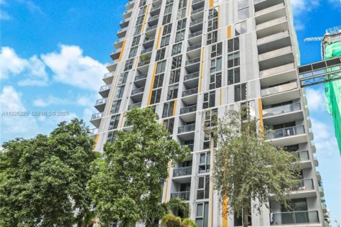 Купить кондоминиум в Майами, Флорида 1 спальня, 65.96м2, № 1986372 - фото 20