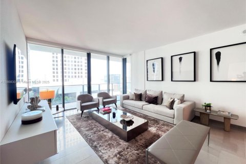 Condominio en alquiler en Miami, Florida, 3 dormitorios, 172.43 m2 № 2036667 - foto 13