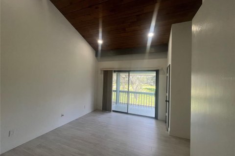 Condo in Haines City, Florida, 1 bedroom  № 1901210 - photo 2