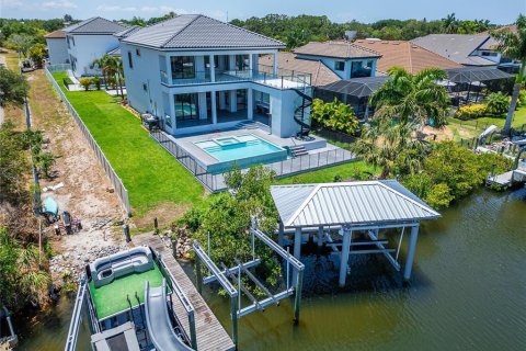 Villa ou maison à vendre à Apollo Beach, Floride: 4 chambres, 326.64 m2 № 1288182 - photo 15